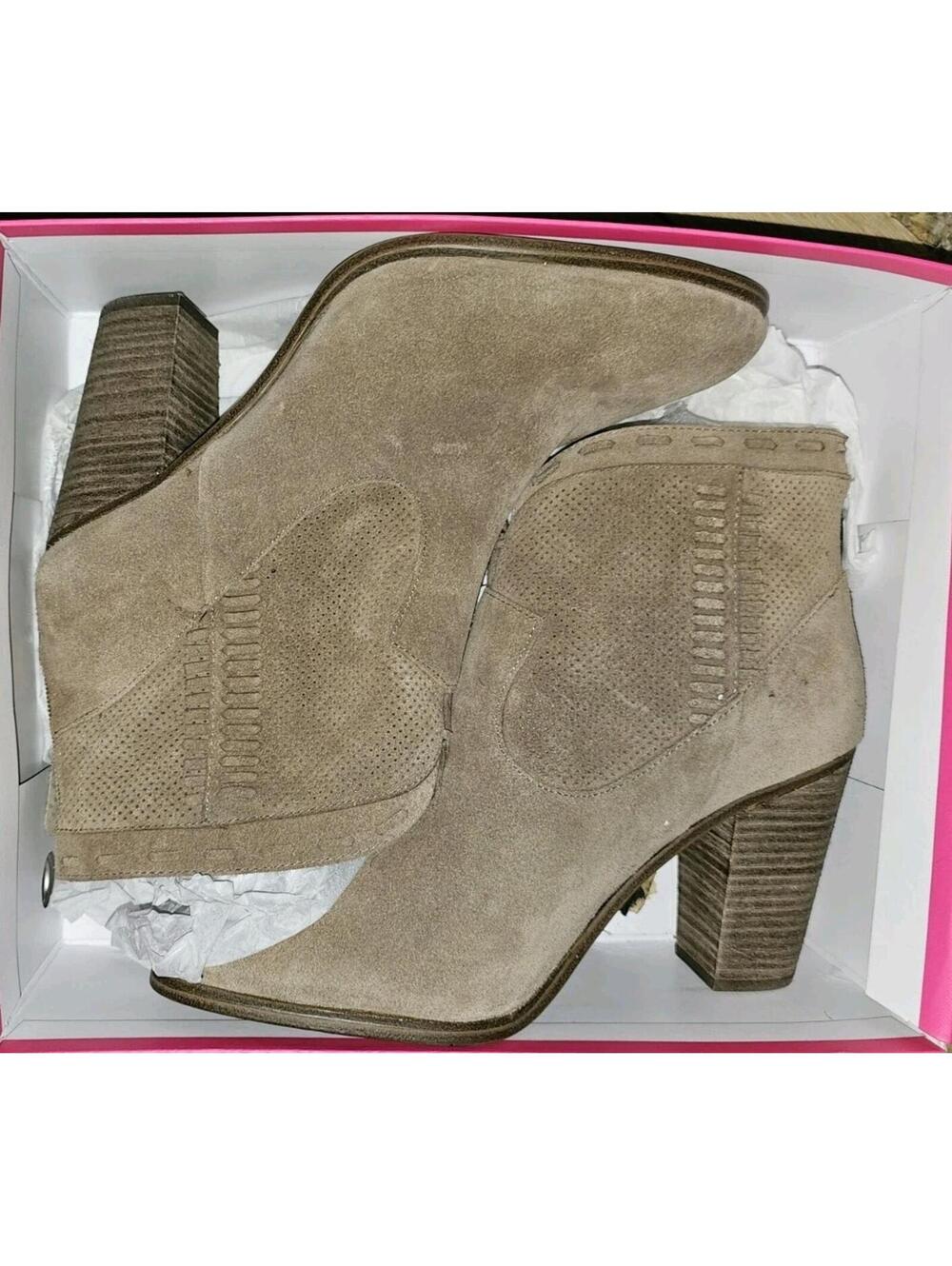 Vince Camuto Fretzia Perforated Suede Western Ankle Boots Wild Mushroom 11M NIB